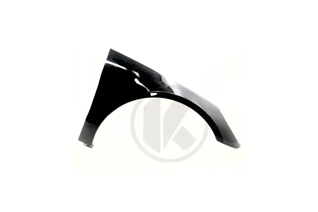 FRONT FENDER